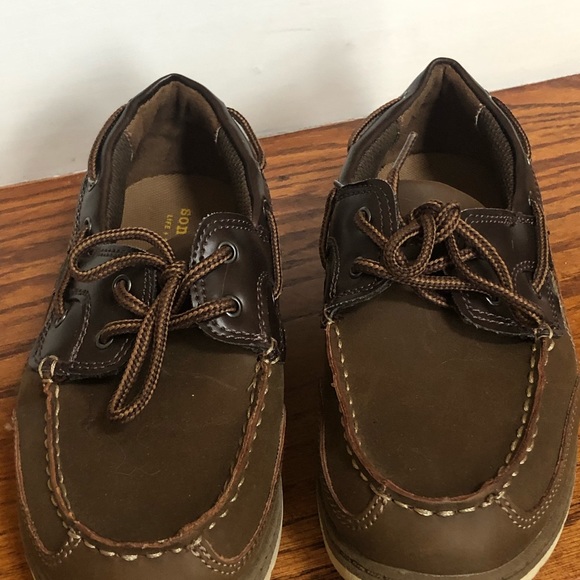 SOLDBoys size 2 slip on loafer type shoes - Picture 6 of 6